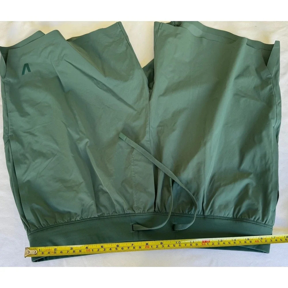 Velites HOLO Shorts Pine Green 7